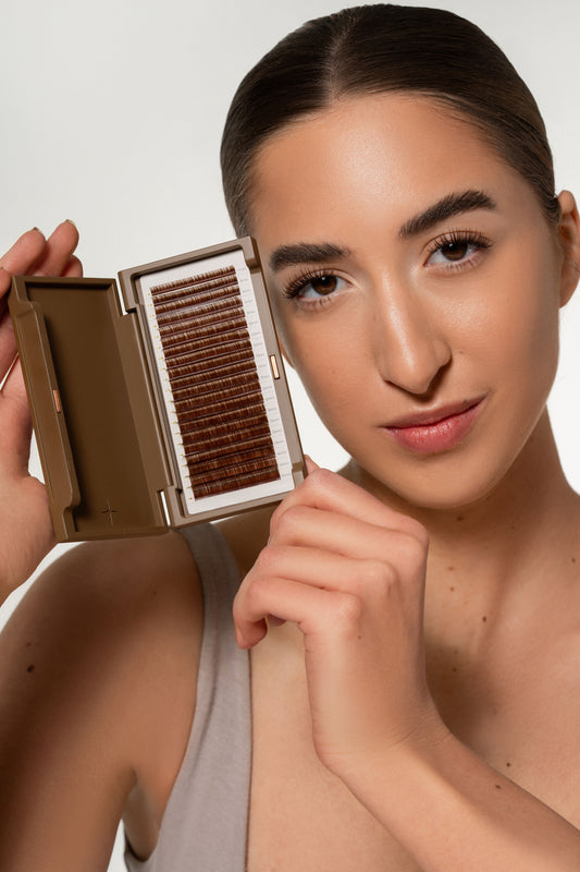 Brown Artistry Shades | Bear Hugs | Everything Lashes .03mm (20 Rows/Tray)