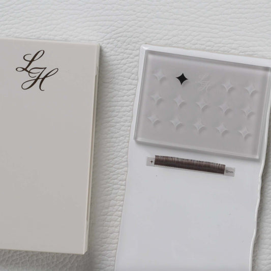 Lash Palette: Frosted Glass Glue Palette